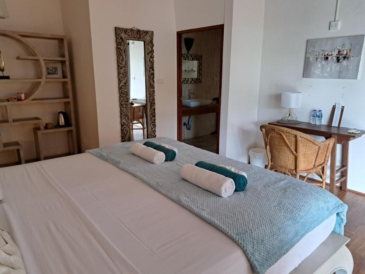 Laura Guest House-Adult Only- Hua Thanon  Dış mekan fotoğraf